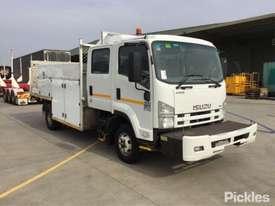2012 Isuzu FRR500 - picture0' - Click to enlarge