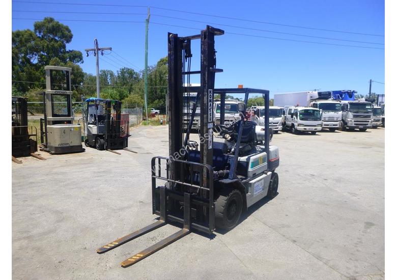 caption Circa 2014 Komatsu FG25T-11 2.5 Tonne LPG Forklift