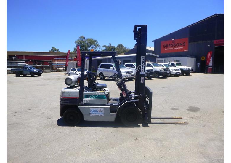 caption Circa 2014 Komatsu FG25T-11 2.5 Tonne LPG Forklift