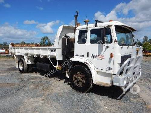 INTERNATIONAL ACCO Tipper Truck (S/A)