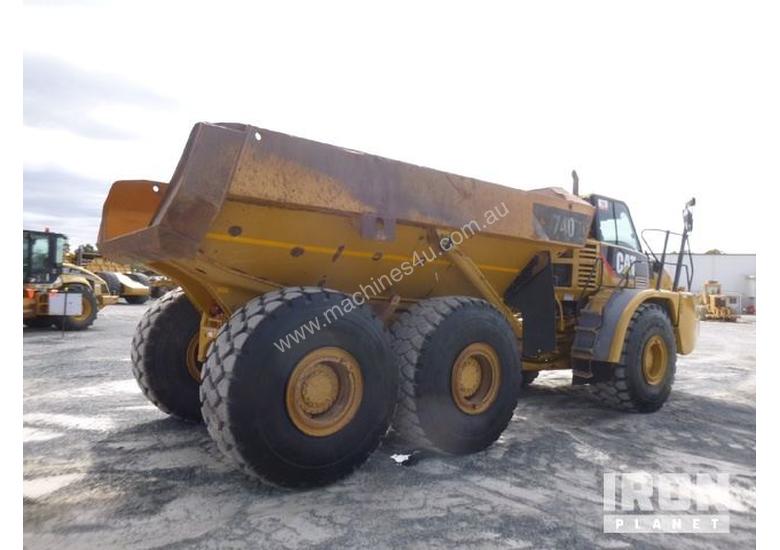 Used 2007 Caterpillar 740 Articulated Dump Truck in , - Listed on ...