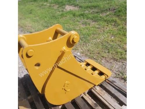 1999 450mm Jaws Bucket - NOW $660 GST inc.