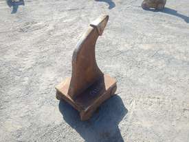 Ripper to suit Excavator, Pins - picture1' - Click to enlarge
