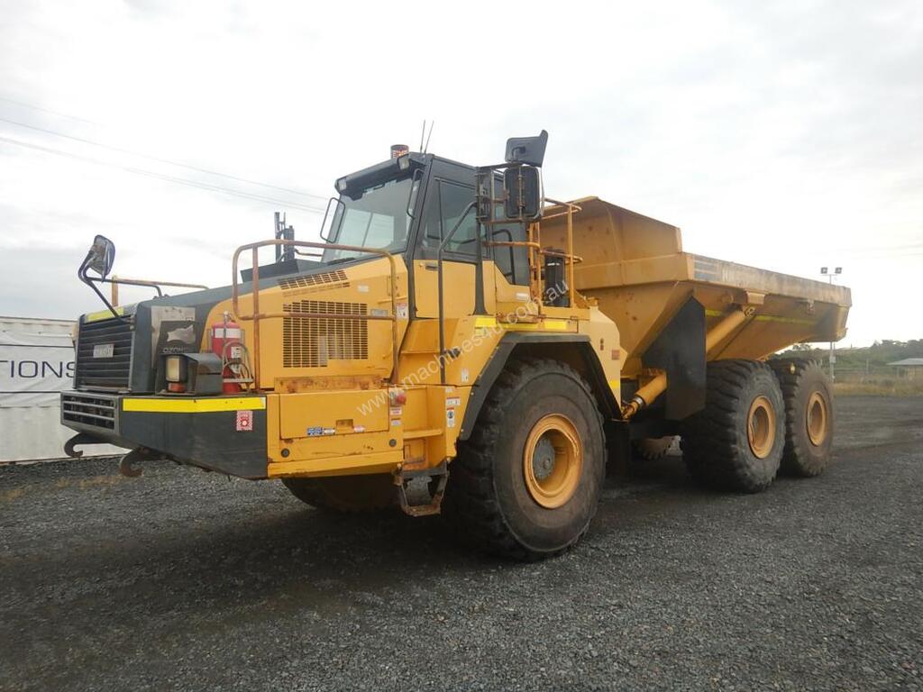 Used komatsu HM400-2 Articulated Dump Truck in , - Listed on Machines4u