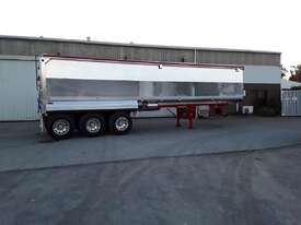 Aluminium 36x6 Tip Over Axle Tipper - picture0' - Click to enlarge
