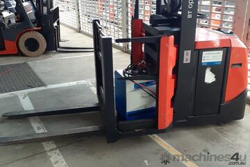 ACTIVE FORKLIFTS - BT Electric Pallet Runner 2016 model low hours 1000kg