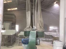 GJ Wheeler dust extractor - picture0' - Click to enlarge