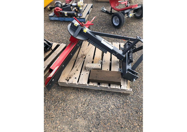 caption Kanga KBM180 Grader blade/Land Planes