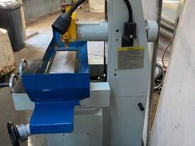 Metal Master Surface Grinder 400mm x 150mm magnetic chuck - picture2' - Click to enlarge