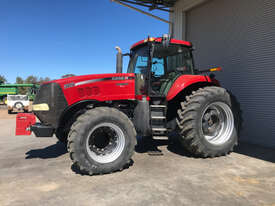 CASE IH Magnum 305 FWA/4WD Tractor - picture1' - Click to enlarge