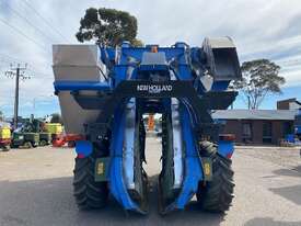 2001 New Holland/Braud SB65 Grape Harvester - picture0' - Click to enlarge