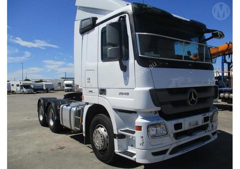 caption Mercedes-Benz Actros