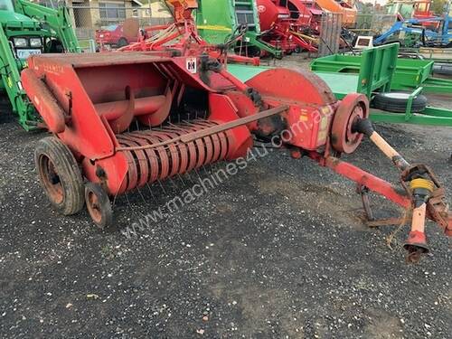 McCormick International B46 Baler Square Balers