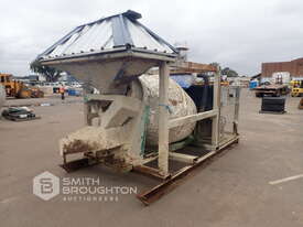 SKID MOUNTED CONCRETE AGITATOR - picture1' - Click to enlarge