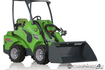 Avant 523 Articulated Compact Multipurpose Loader w Telescopic Boom