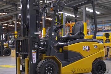 Next Gen Cat Electric 1-3.5 Tonne Forklifts