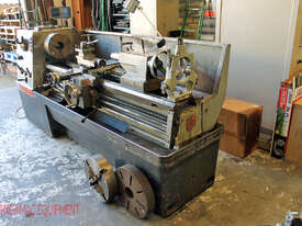 Colchester Mascot 1600 Centre lathe - picture1' - Click to enlarge