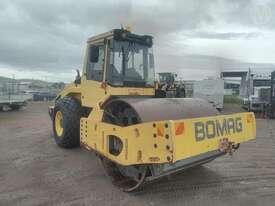 Bomag BW216 D-4 - picture0' - Click to enlarge