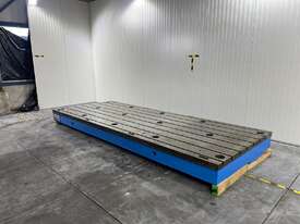 STOLLE - DTG T-slotted floorplate - picture2' - Click to enlarge