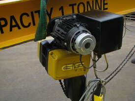 GIS 500kg Electric Chain Hoist Crane with Large Gantry Beam - Redfern Flinn - picture2' - Click to enlarge