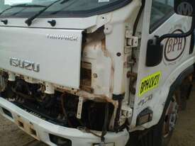 Isuzu NLR 45/150 - picture1' - Click to enlarge