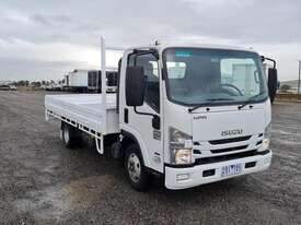 Isuzu NPR200 - picture0' - Click to enlarge