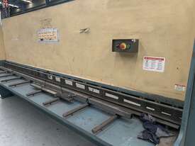 EPIC 4 meter X 6 mm Hydraulic guillotine - picture0' - Click to enlarge