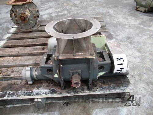 Blow Through Rotary Valve, IN: 190mm L x 150mm W, OUT: 75mm Dia