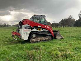 Takeuchi TL12V2 Track Loader skid steer - picture0' - Click to enlarge