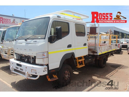 MITSUBISHI CANTER CREW CAB LIGHT TRUCK