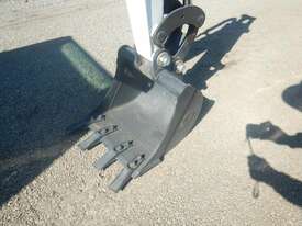 Bobcat E20 Rubber Tracks - picture1' - Click to enlarge