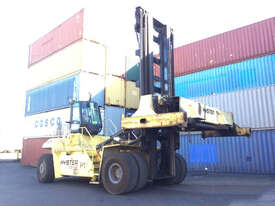 40T Diesel Laden Container Handler - picture0' - Click to enlarge