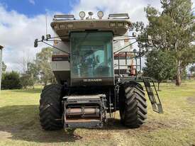 Agco-gleaner R72 - picture0' - Click to enlarge