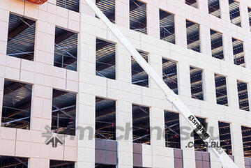 Snorkel 660SJ Telescopic Boom Lift