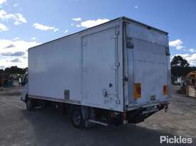 2010 Mitsubishi Canter FE85 - picture2' - Click to enlarge