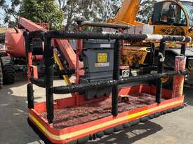 JLG 600AJ Articulating Boom Lift - picture2' - Click to enlarge