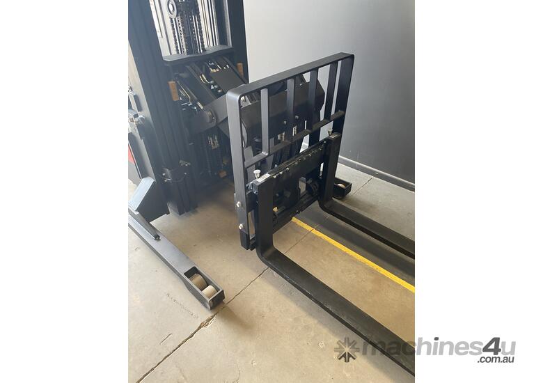 EP Electric 1.5 Tonne Walk Behind Reach Stacker 