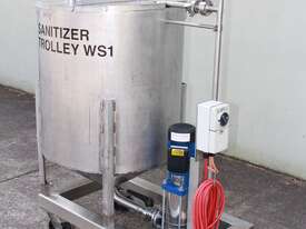 Mobile Stainless Steel Tank with Circulation Pump. - picture0' - Click to enlarge