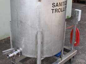 Mobile Stainless Steel Tank with Circulation Pump. - picture1' - Click to enlarge