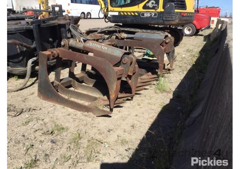 Used 2018 Barrett S06050 1800mm Skid Steer Grapple Serial No 180124004 ...