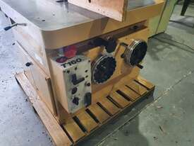 SCM T160 Spindle Moulder - picture0' - Click to enlarge