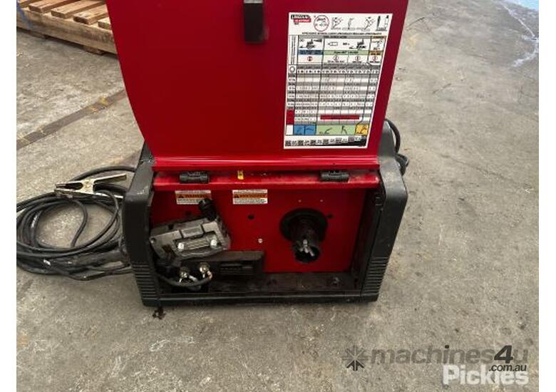 Used Lincoln Electric 180C Mig Welder 30180A 240V 50Hz Note Used