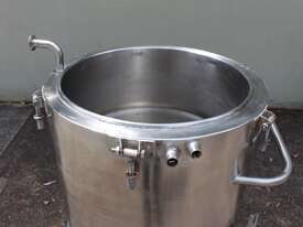 Electrically Heated Stainless Steel Jacketed Tank. - picture2' - Click to enlarge