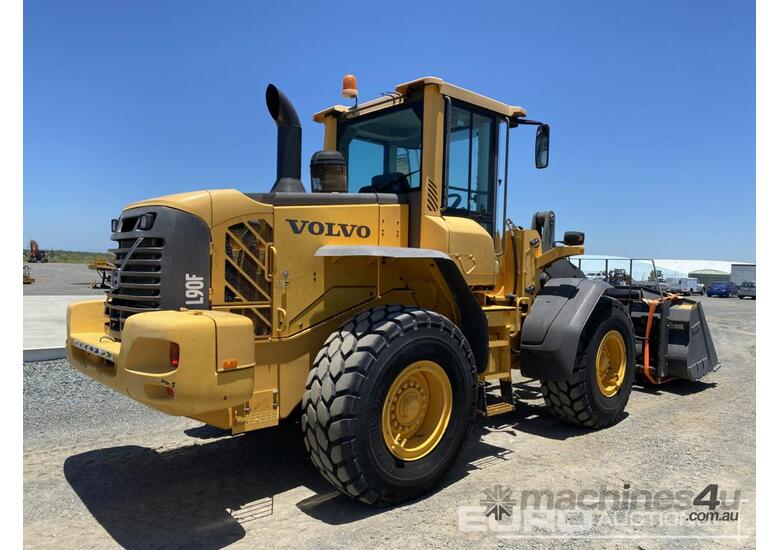 Used Volvo L90F Wheel Loader in , Listed on Machines4u