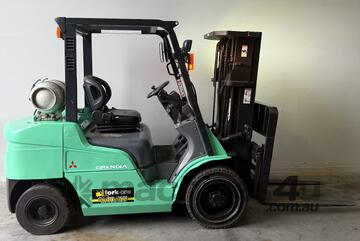 Mitsubishi container forklift 3.0 tonne