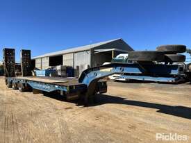 2001 Drake Tri Axle Low Loader O.D - picture0' - Click to enlarge