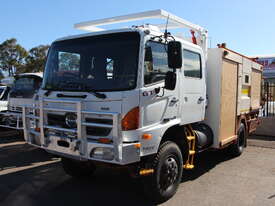  2008 HINO 500 GT1J SER 2 C/CAB FIRE FIGHT TRUCK - picture1' - Click to enlarge