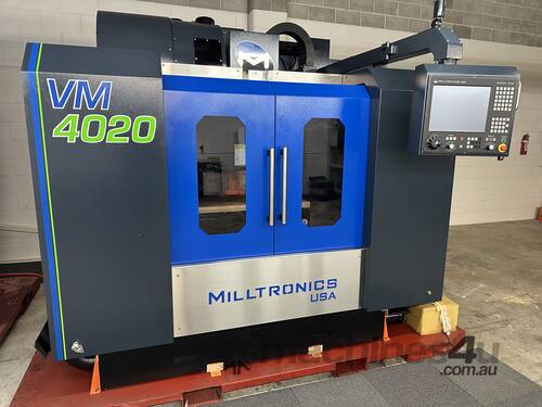 IN STOCK!!! CNC Milling Machine