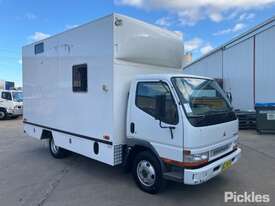 2004 Mitsubishi Canter 2.0 - picture0' - Click to enlarge