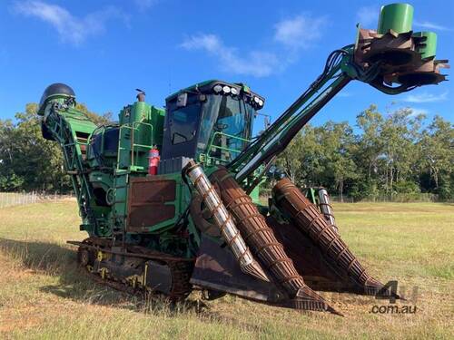 John Deere 3520T Track Cane